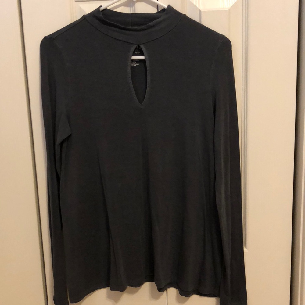 Gray Keyhole Shirt